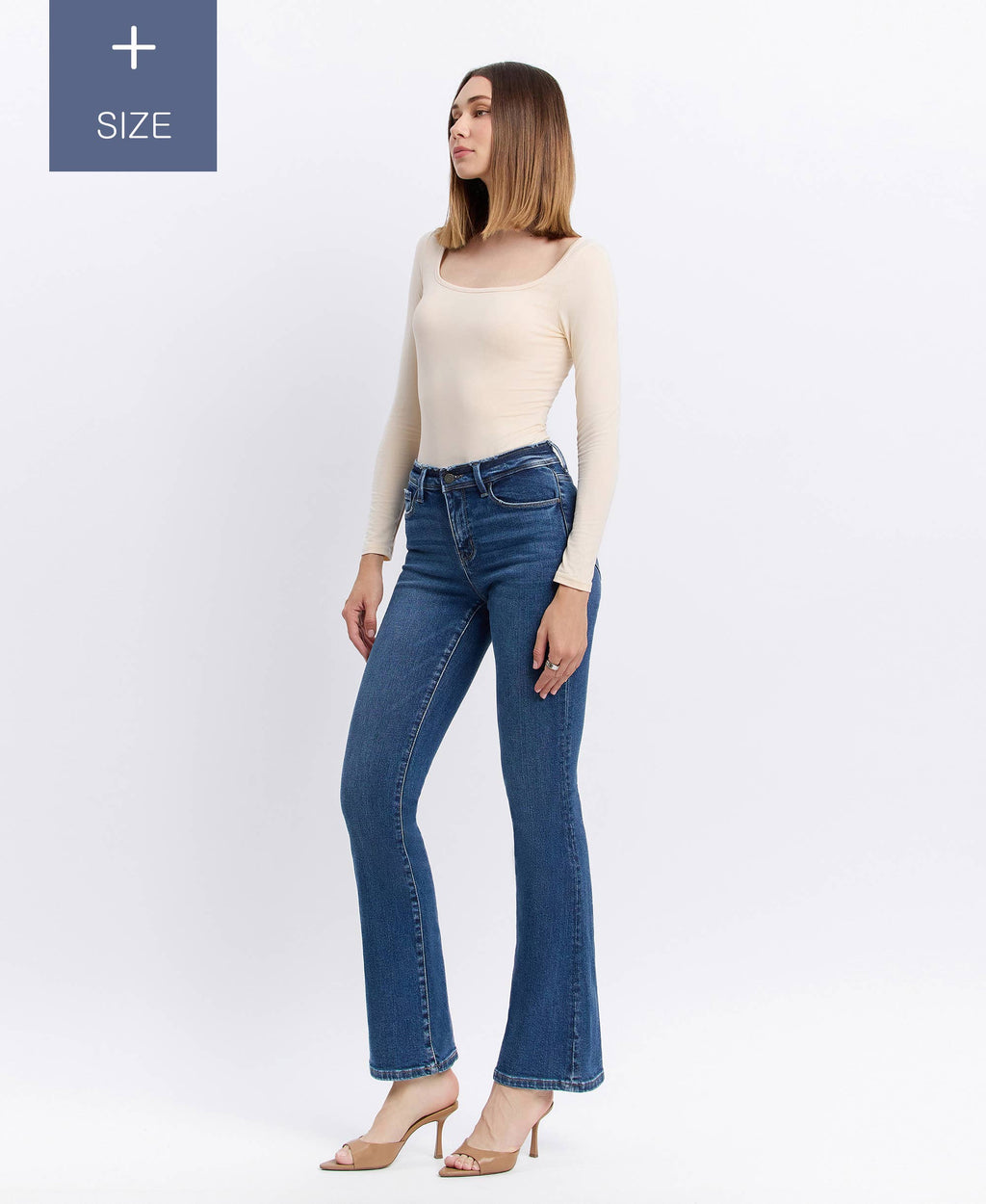 PLUS MID RISE SEAMLESS WAISTBAND BOOTCUT JEANS
