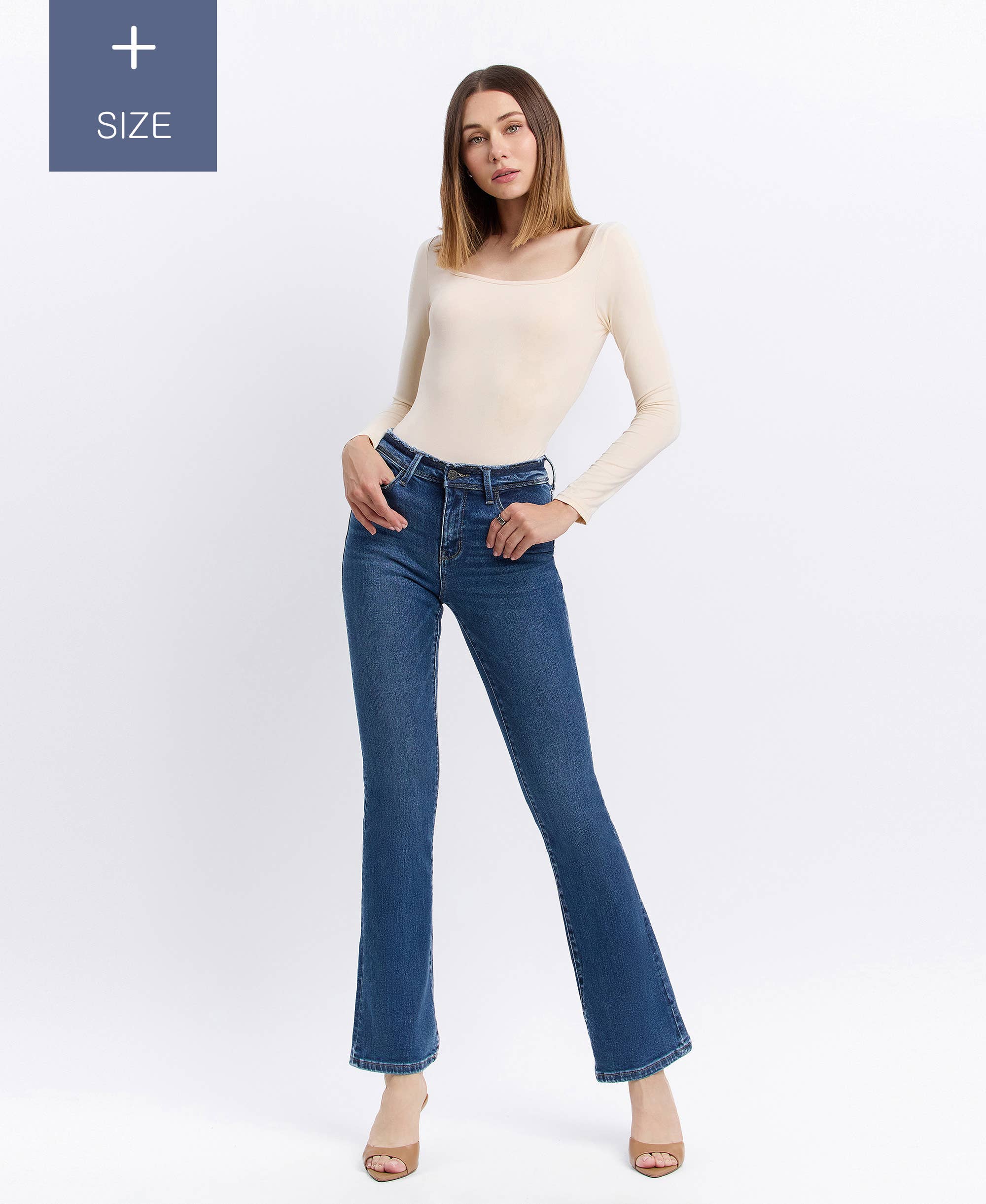 PLUS MID RISE SEAMLESS WAISTBAND BOOTCUT JEANS