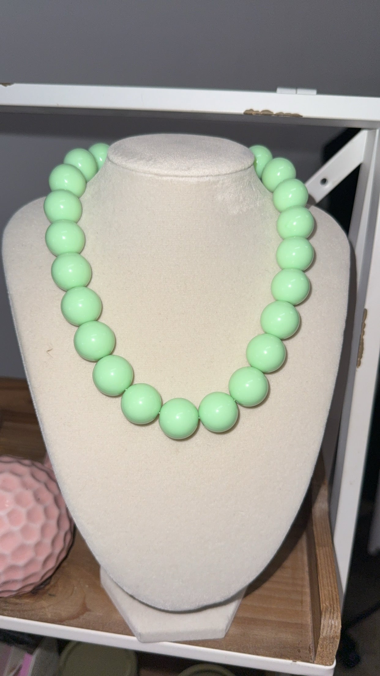 Spring Mint Necklace