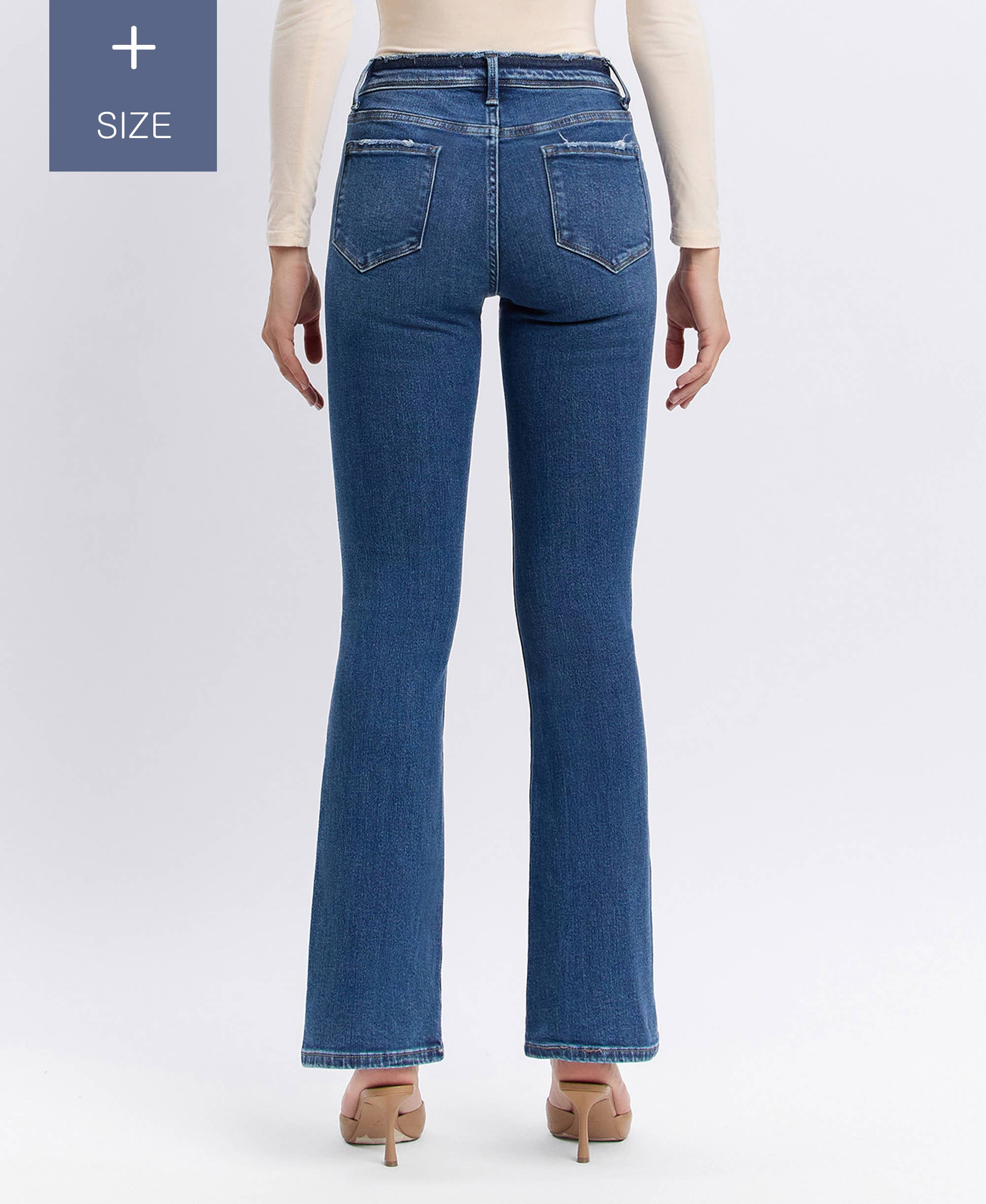 PLUS MID RISE SEAMLESS WAISTBAND BOOTCUT JEANS