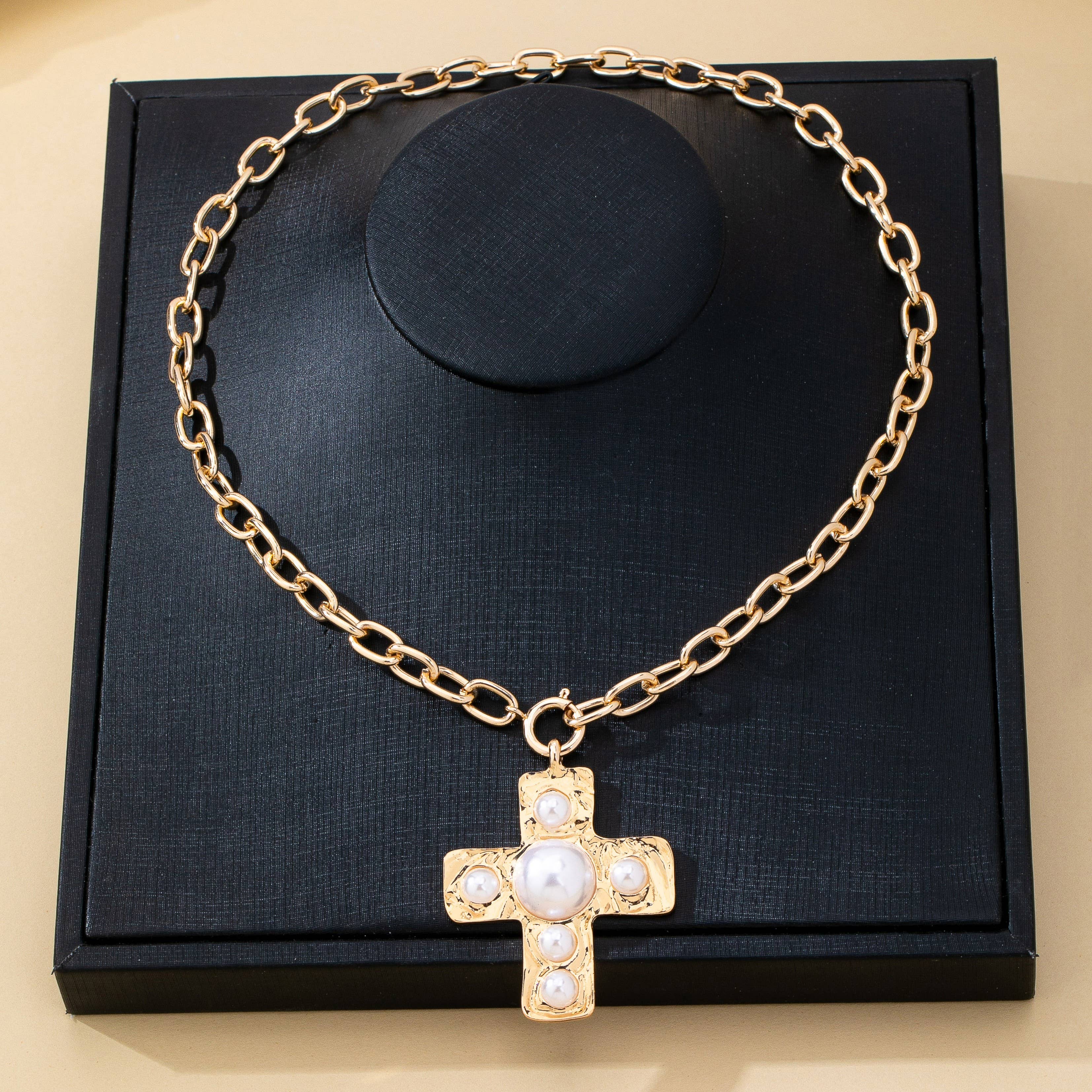 Hammered Cross Pearl Necklace