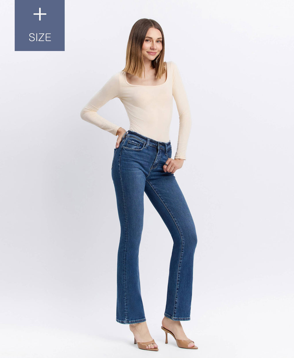 PLUS MID RISE SEAMLESS WAISTBAND BOOTCUT JEANS
